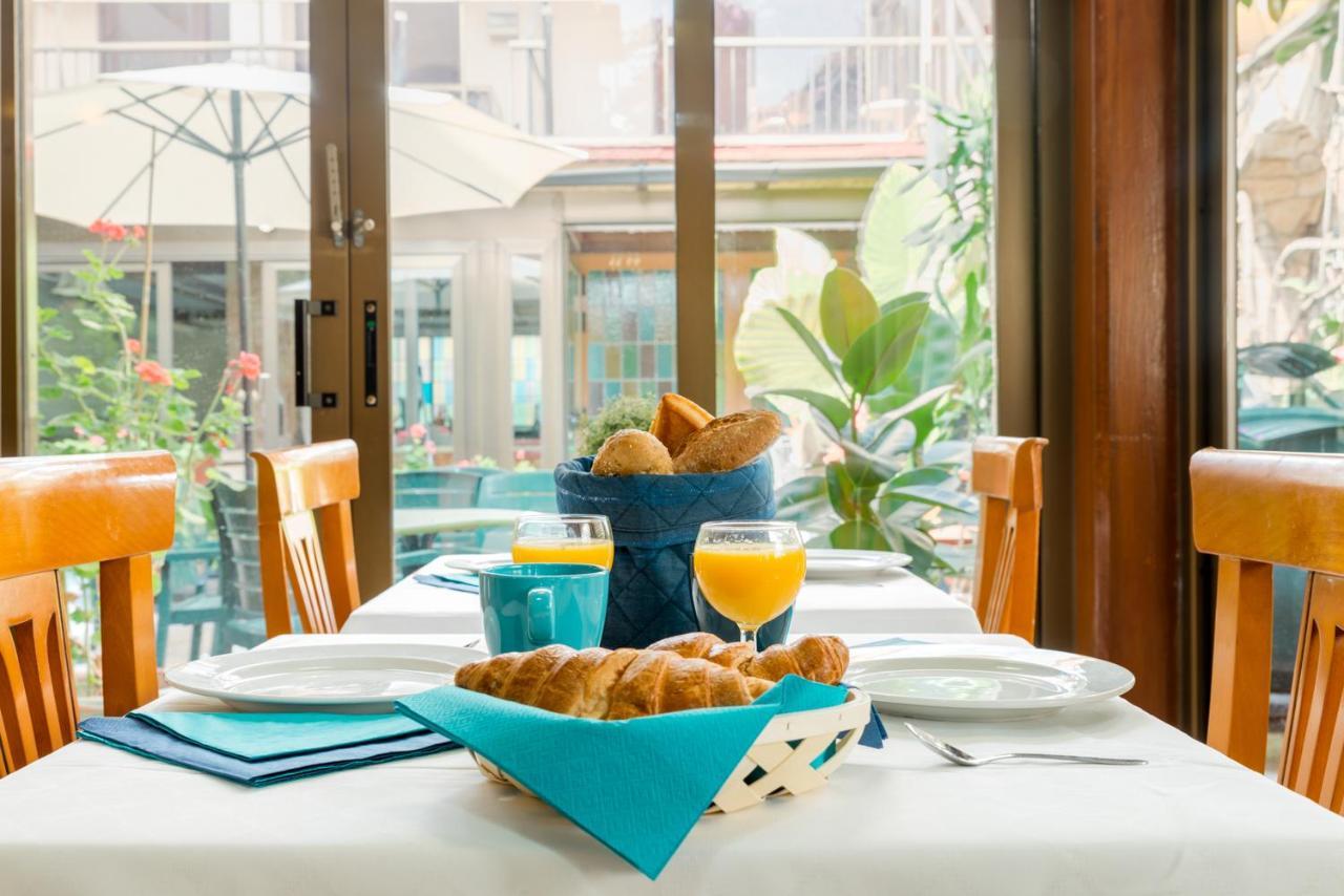 Hotel Mercedes Льорет-де-Мар Экстерьер фото